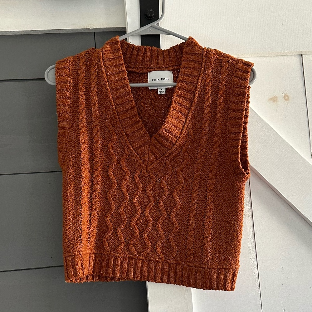 Pink Rose - Sweater Vest - Orange - S